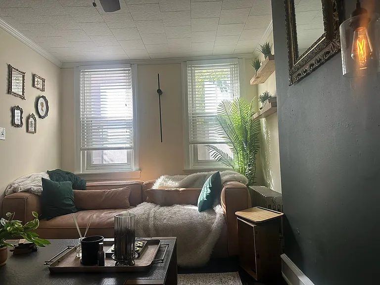 1149 N Hancock St — Photo 3