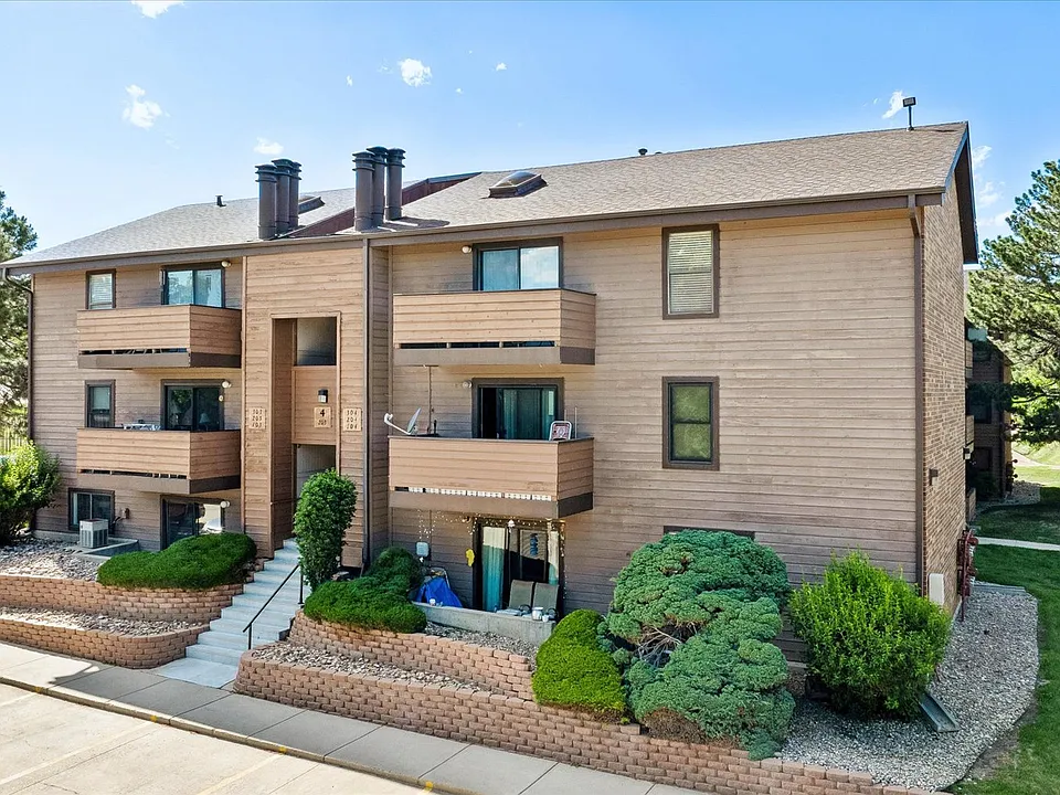 203 Wright St #103