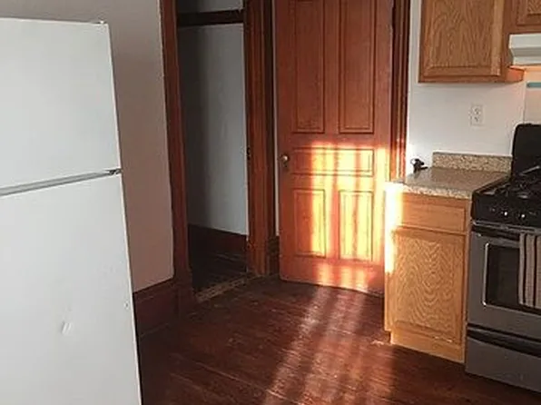 995 Main St, Antioch, IL 60002