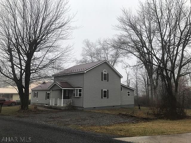 2nd image of 620 Harvard Ln