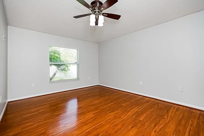 1012 Heron Ct — Photo 13