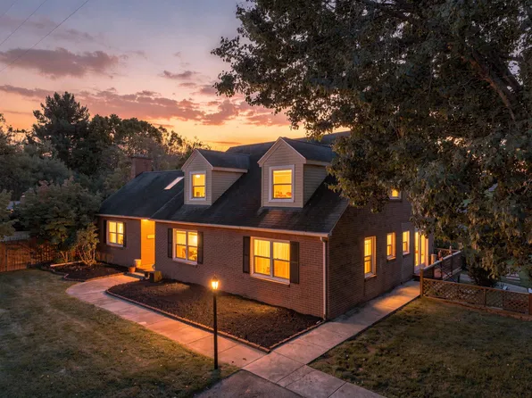 200 Northwood Dr, Pulaski, VA 24301