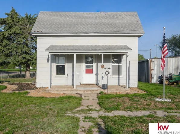 405 Park St, Superior, NE 68978