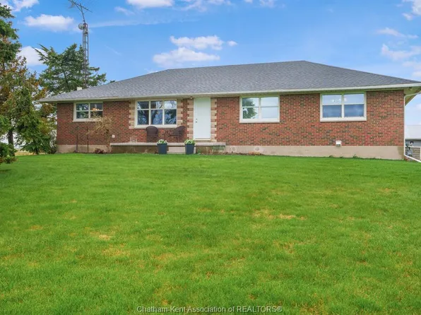 27156 Saint Clair Rd, Chatham Kent, ON N8A 4L3