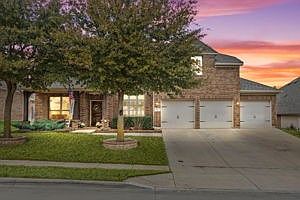 1st image of 6017 Westgate Dr