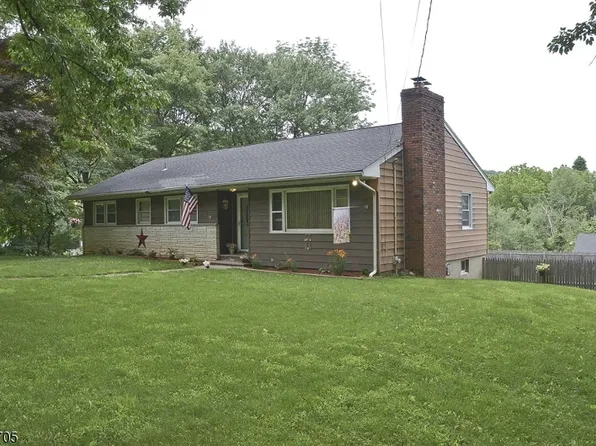7 Salmon Lane, Roxbury Twp., NJ 07852