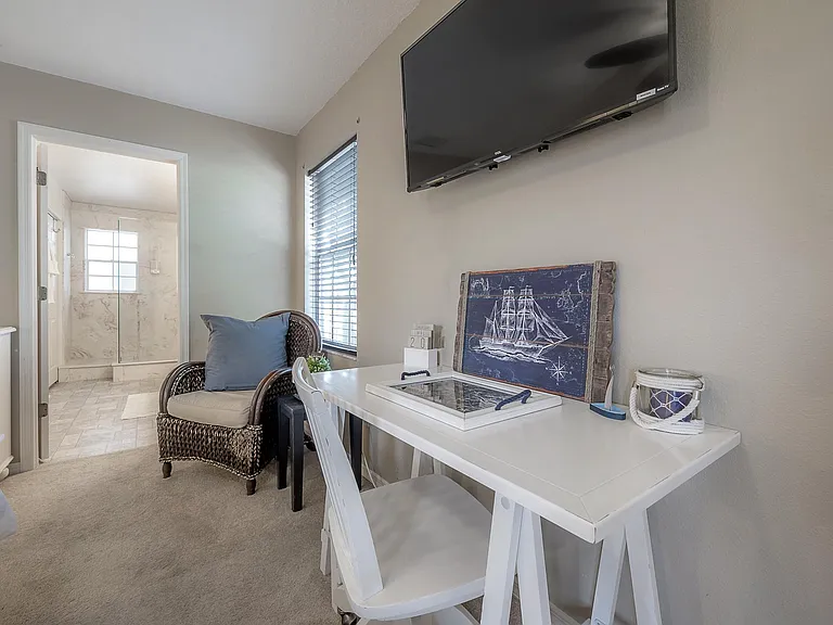4210 W Roland St — Photo 33