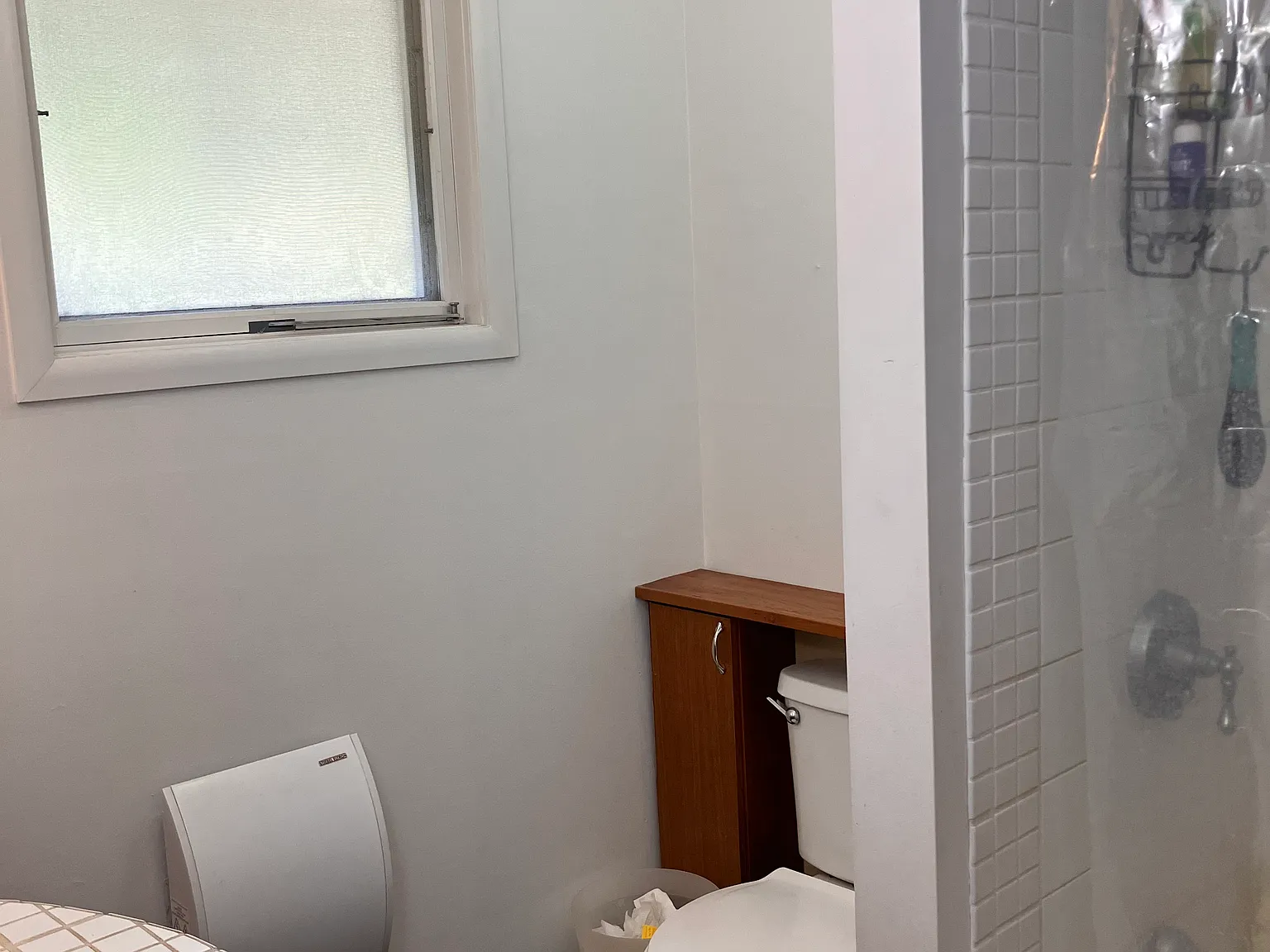2 bed, 2200 sqft, $975 — Photo 4