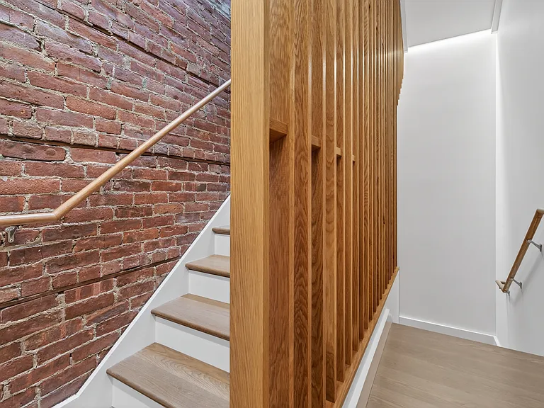 316 Wall St #2 — Photo 29
