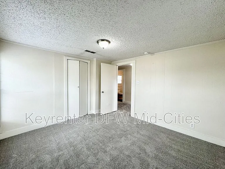 313 Worthview Dr — Photo 9