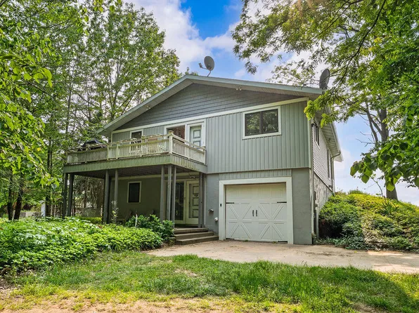 1140 Edgewater Ter, South Haven, MI 49090
