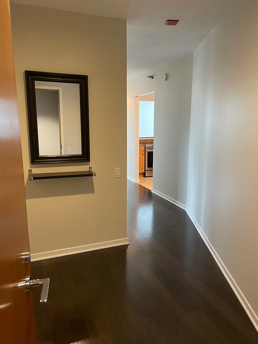 Building Photo - 400 N Lasalle St #2304