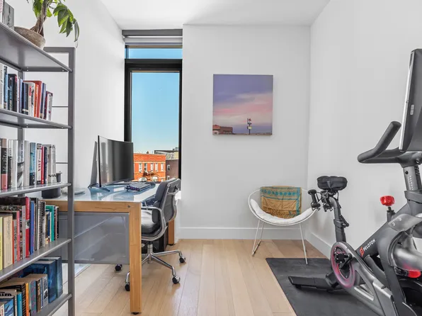 500 Waverly Avenue image 7 of 13