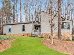 2440 Powder Rdg, Roswell, GA 30076