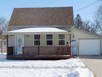 210 West St, Decorah, IA, 52101