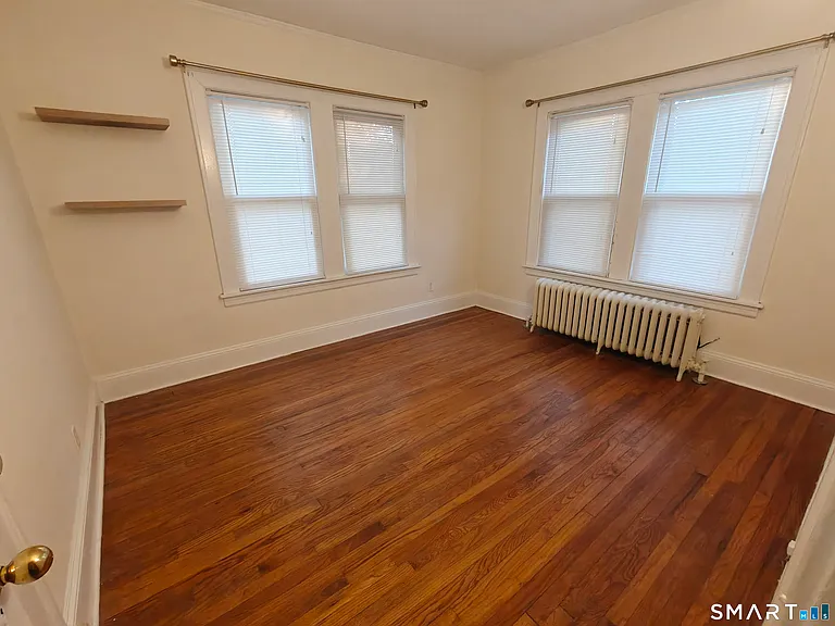 143 Dover Rd — Photo 25