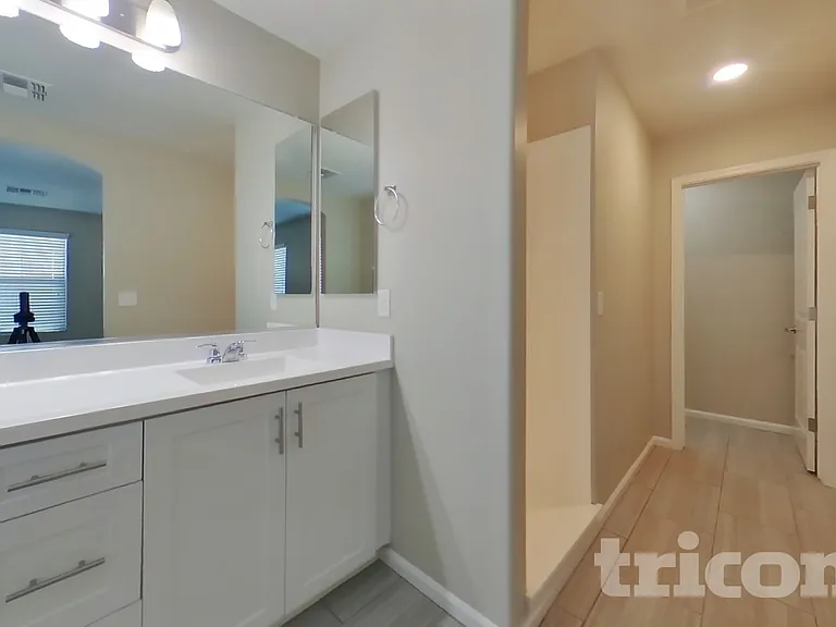 12564 W Hummingbird Ter — Photo 10