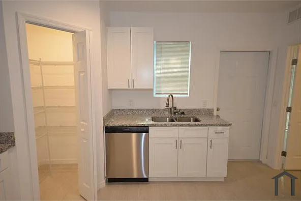 3306 Bassie Ct — Photo 3