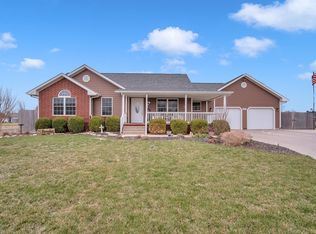 441 Harvest Rd, Hesston, KS 67062