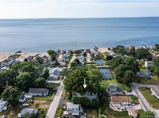 75 Hawks Nest Rd, Old Lyme, CT 06371