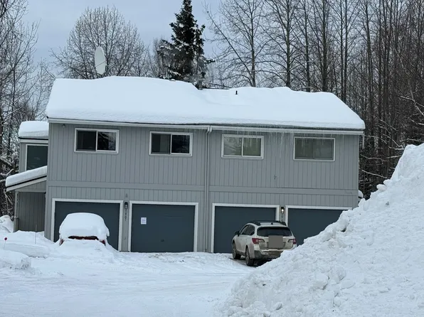 1901 Parkview Cir, Anchorage, AK 99501