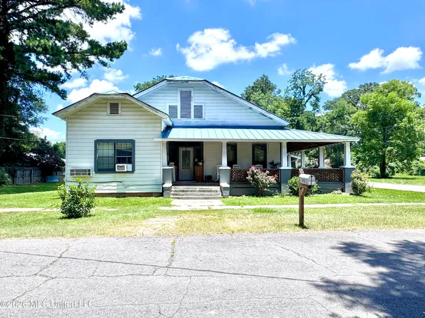 812 Watts St, Monticello, MS 39654