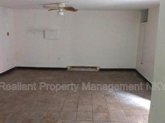 5th image of 431 Greenup St Unit 1