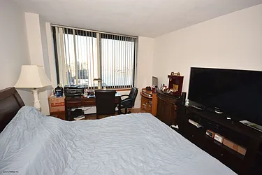 Rented by Luxury Habitat