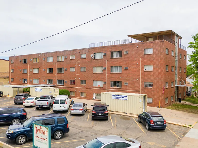 Knight Apartments and Sunlight Townhomes - located in historic downtown Greeley! — Photo 40