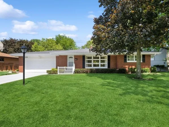 130 Boyd Cir, Michigan City, IN 46360