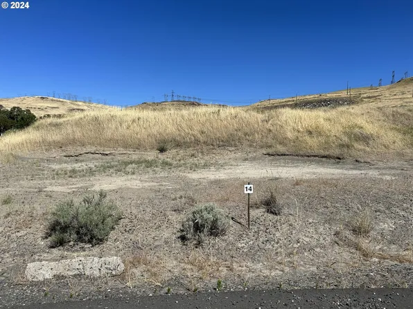 407 Deschutes Ln, Rufus, OR 97050