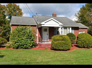 325 S Main Rd, Mountain Top, PA 18707