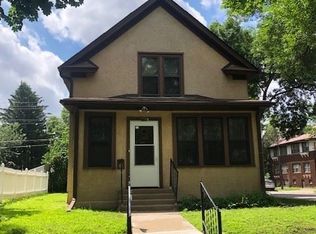1534 Charles Ave, Saint Paul, MN 55104