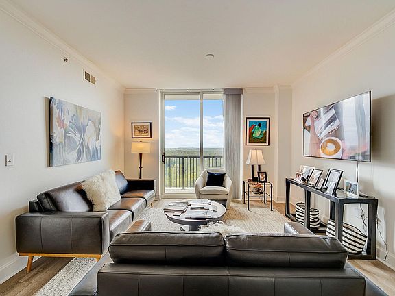 4th image of 650 Phipps Blvd NE #2B-2Ba-1292Sqft