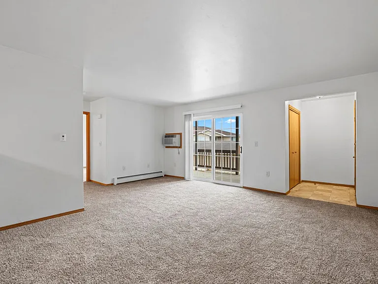 Gateway Estates Apartments — Photo 16