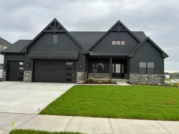 5828 W 136th Pl, Cedar Lake, IN 46303