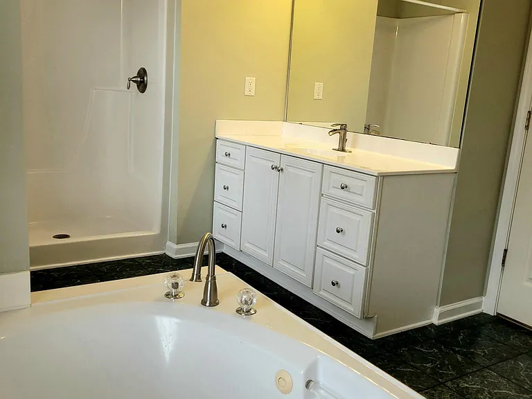 113 Tall Willow Dr — Photo 10