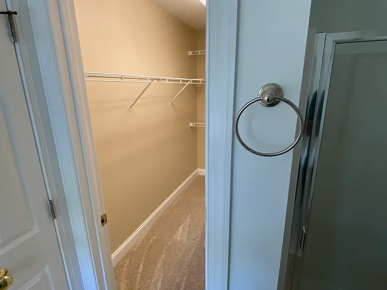 4744 Hunter Crest Ln — Photo 24