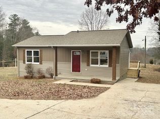 509 Abington Rd, Lenoir, NC 28645