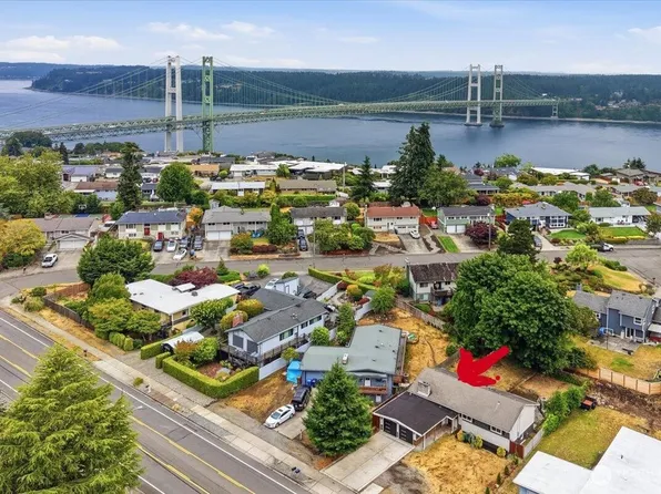 1724 N Narrows Drive, Tacoma, WA 98406