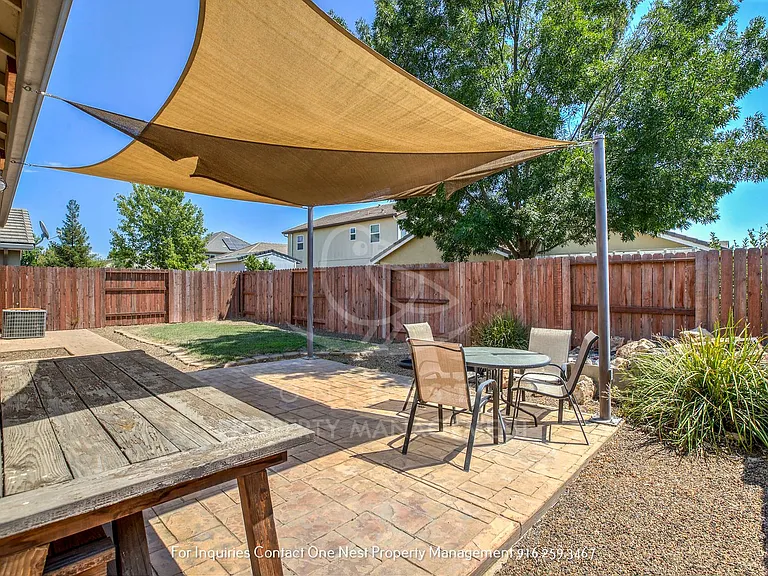 1362 Paddington Way — Photo 20