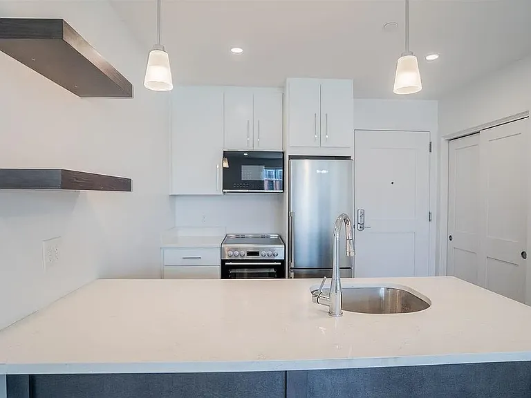 238 Deer St #206 — Photo 3
