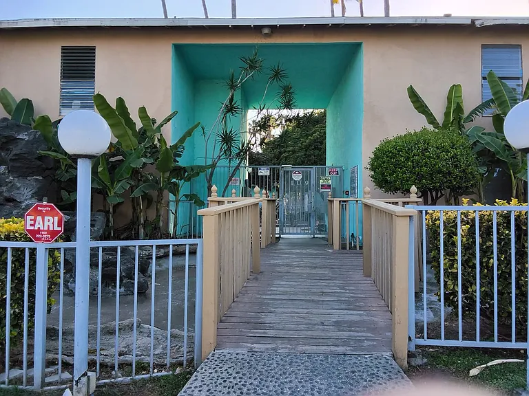 109 Almansor St — Photo 9