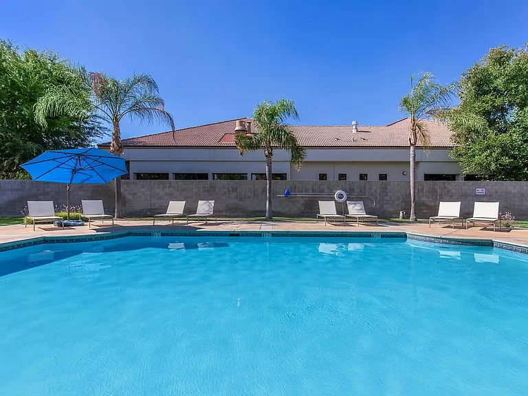 631 Jasmine Parke Dr — Photo 16