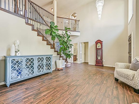 5th image of 1226 Martinez Ct