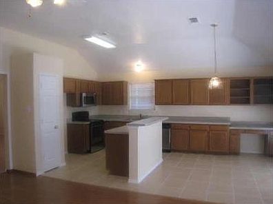 2nd image of 712 Deloach Dr
