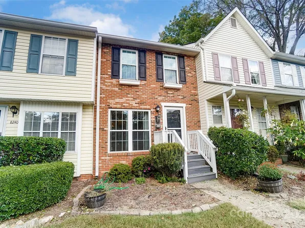 8238 Circle Tree Ln, Charlotte, NC 28277