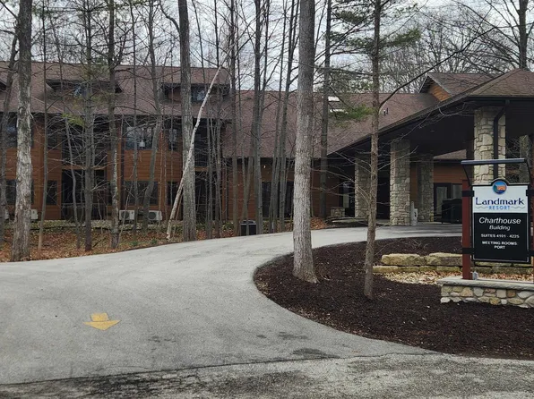 4955 Landmark Cir, Egg Harbor, WI 54209