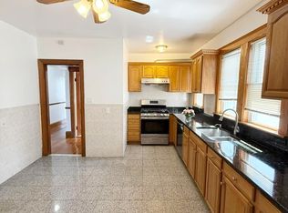 29 Train St FLOOR 2, Dorchester, MA 02122