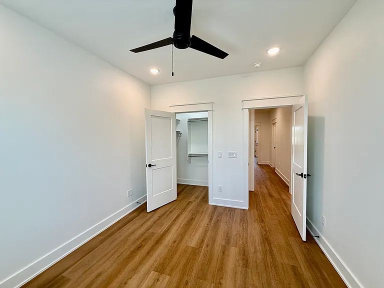 825 NW 14th St — Photo 26